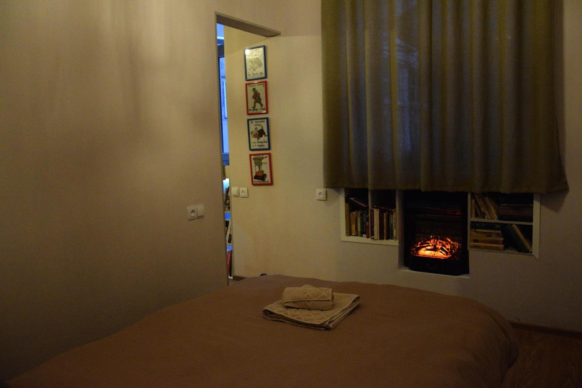 Librarians' Flat Lägenhet Tbilisi Exteriör bild