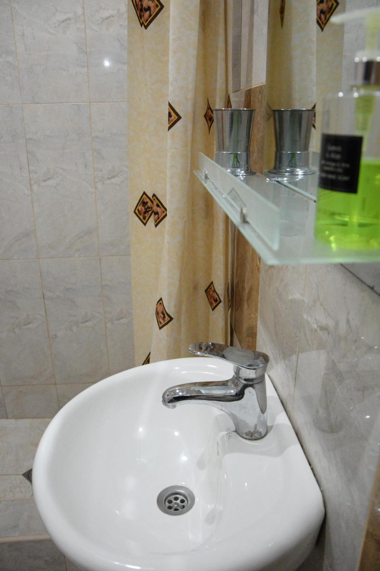 Librarians' Flat Lägenhet Tbilisi Exteriör bild