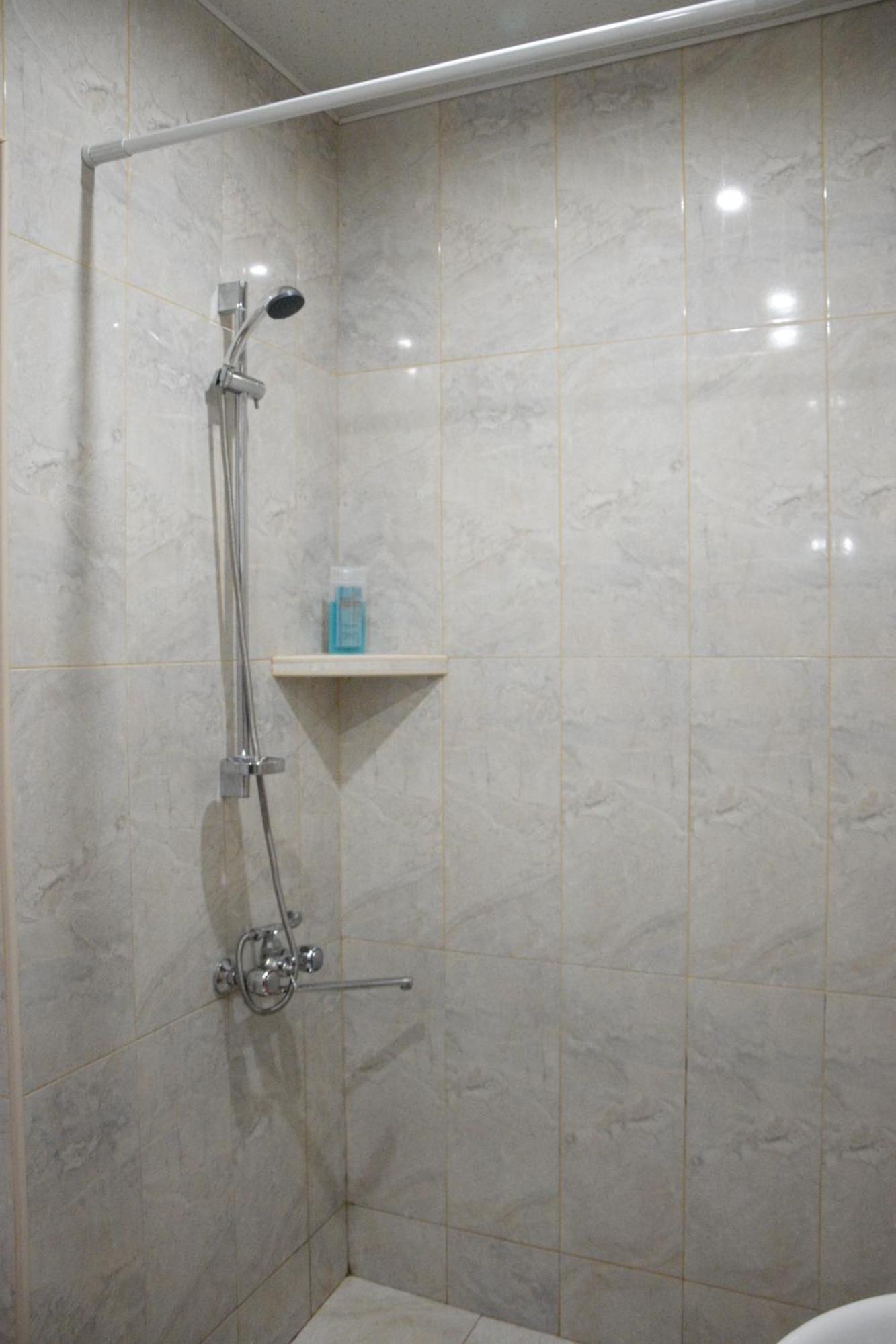 Librarians' Flat Lägenhet Tbilisi Exteriör bild