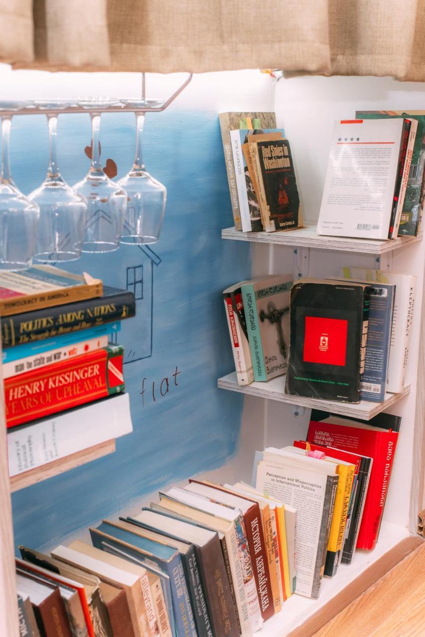 Librarians' Flat Lägenhet Tbilisi Exteriör bild